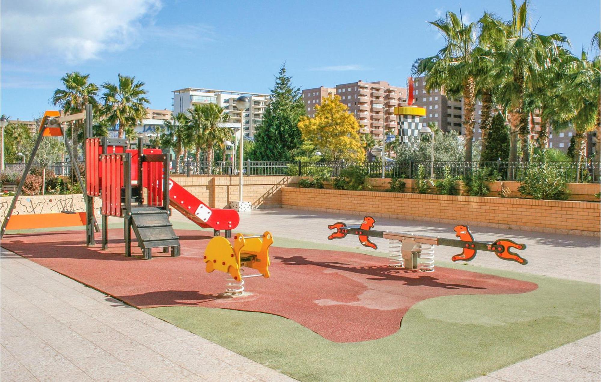 Beautiful Apartment In Oropesa Del Mar With Wifi Esterno foto