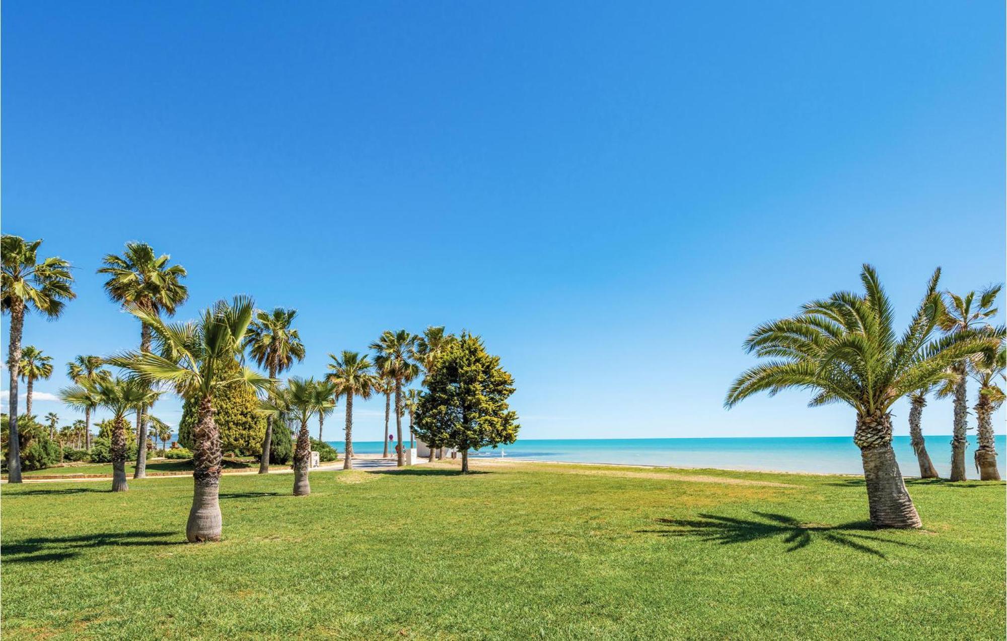 Beautiful Apartment In Oropesa Del Mar With Wifi Esterno foto